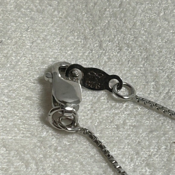 925 Silver Crystal Pendant Necklace Infinity Symbol Teardrop/Eye Shape 18" Chain - Picture 14 of 16